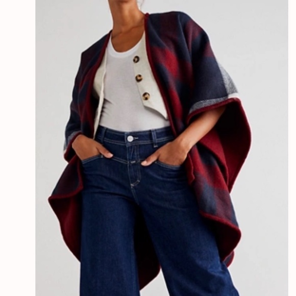 NEaw! FP rare plaid reversible“cabin “poncho